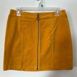 Yellow mini skirt with zipper